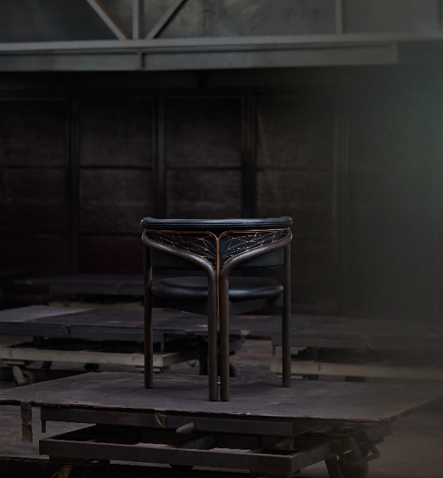 Morpho_Volita_dining_chair_black_leather_Ethnicraft_Morpho_by_Tomorrowland